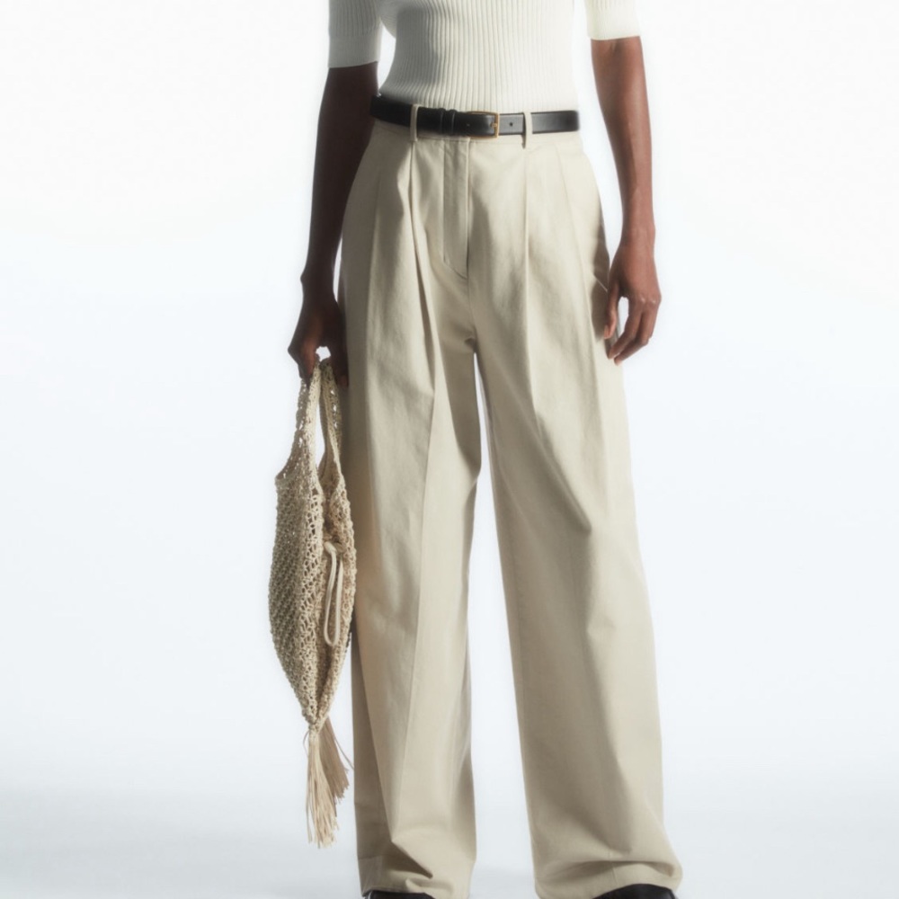 COS brand khakis high waist wide leg classic trousers fits size 12-14.